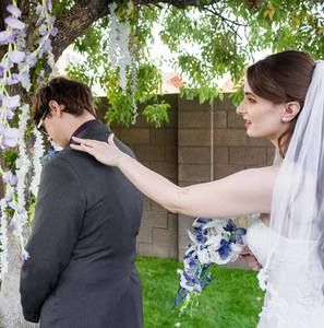 Meet your Posher, Elise